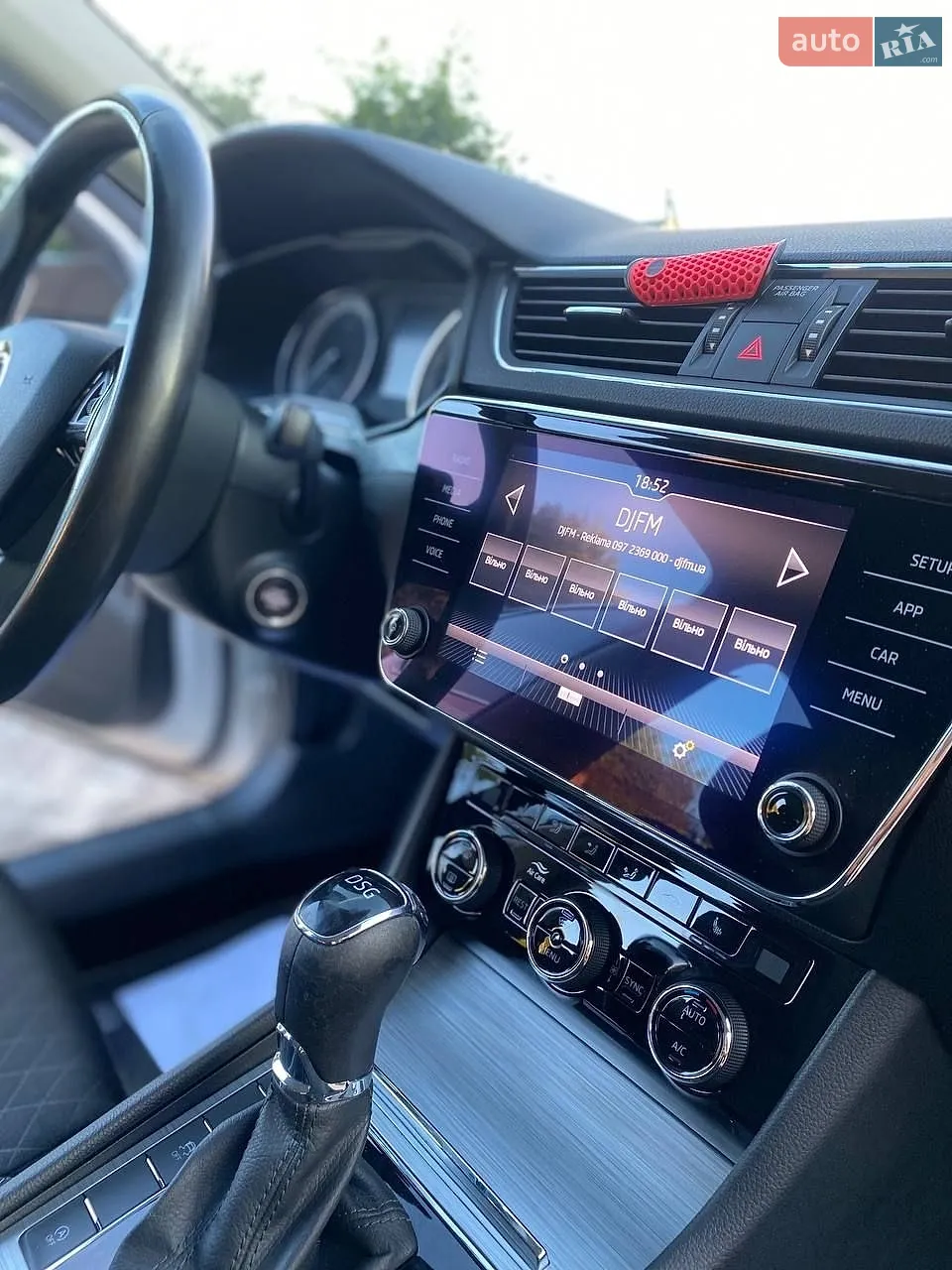 2019 Skoda Superb - мініатюра 39