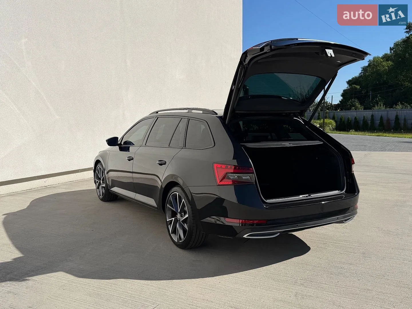 2022 Skoda Superb - мініатюра 8