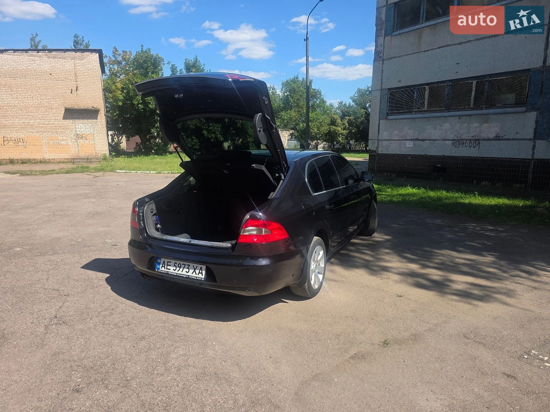 2012 Skoda Superb - мініатюра 12