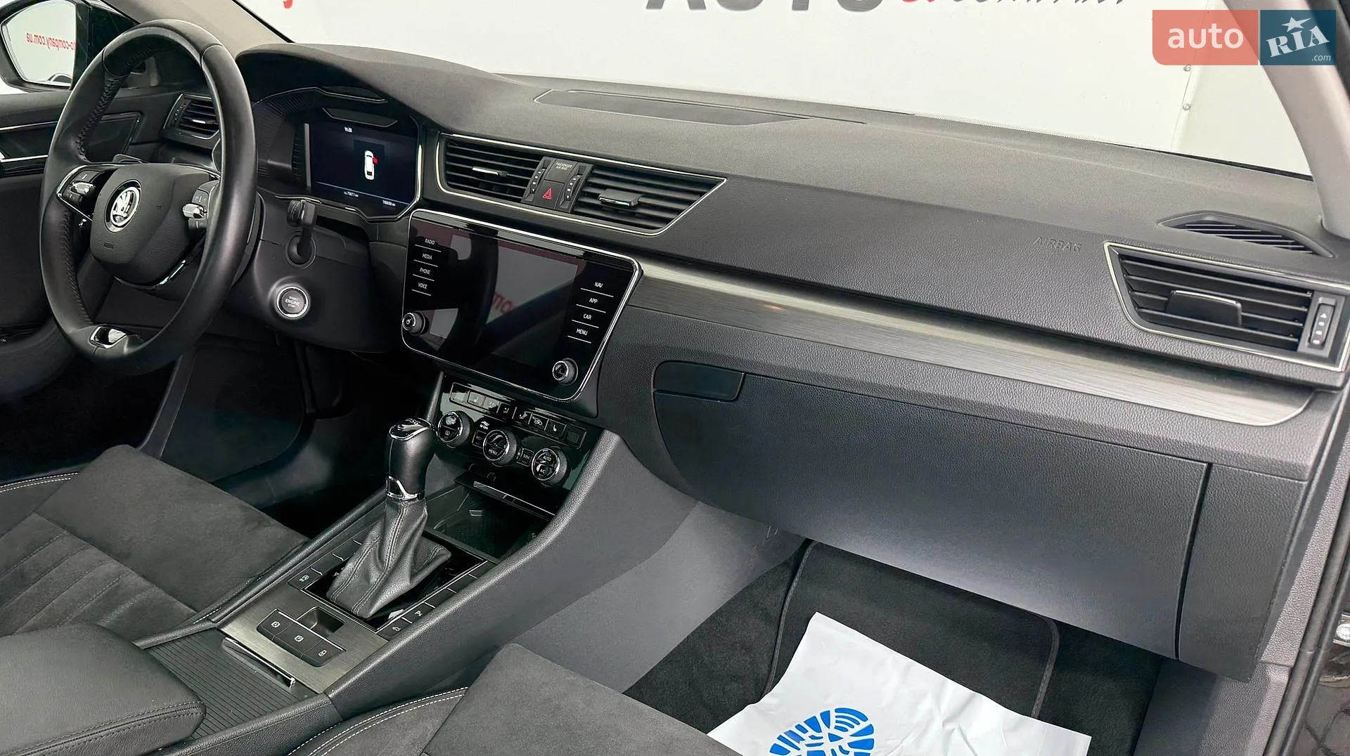 2021 Skoda Superb - мініатюра 8