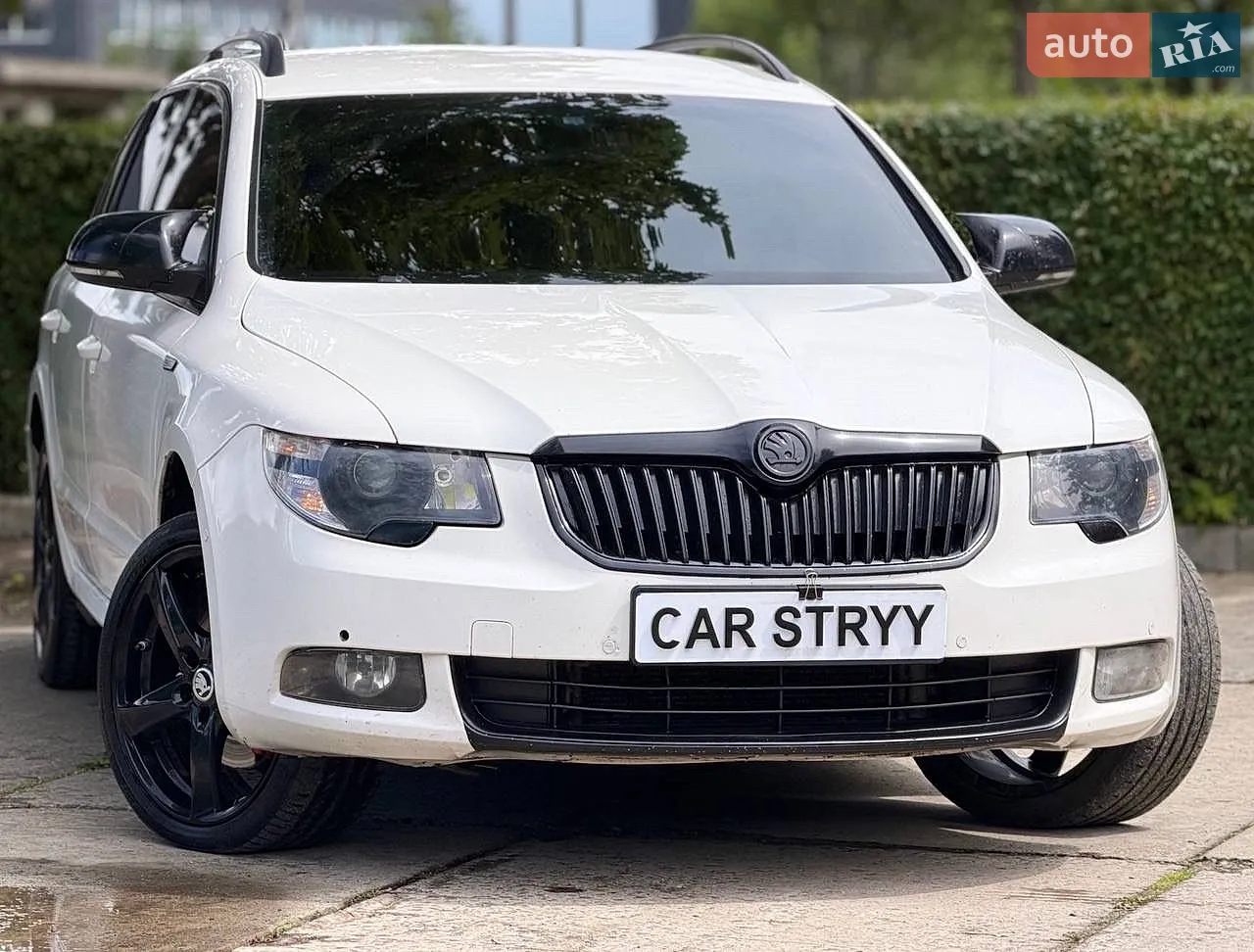 2011 Skoda Superb - мініатюра 8