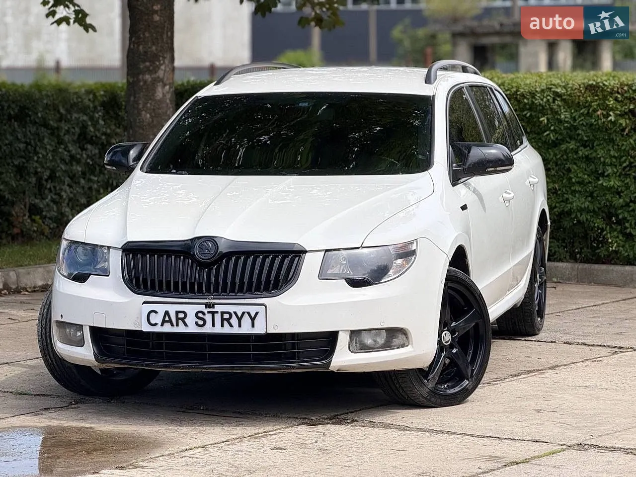 2011 Skoda Superb - мініатюра 10