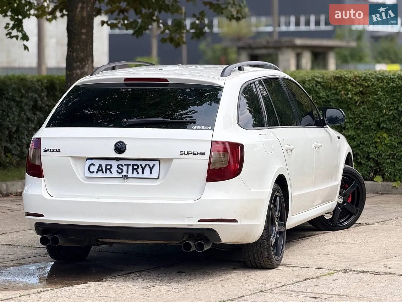 2011 Skoda Superb - мініатюра 15