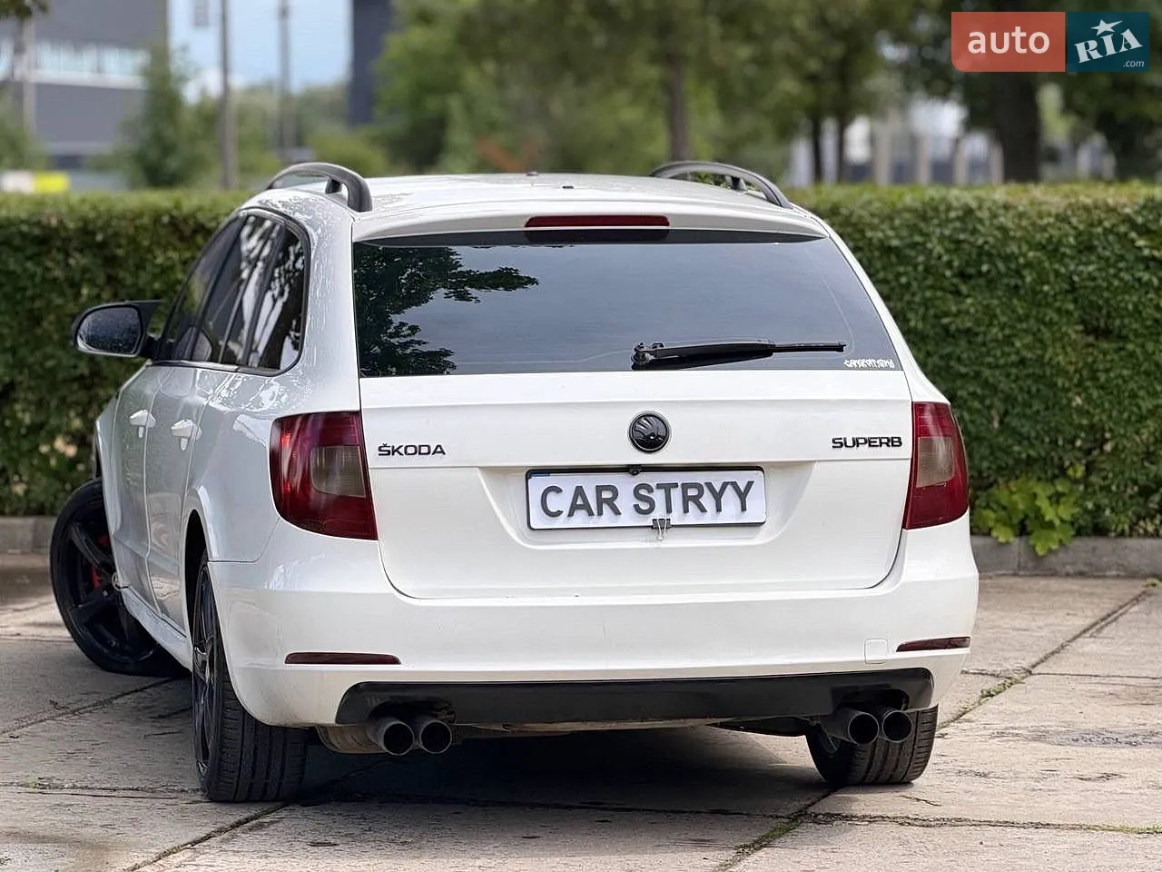 2011 Skoda Superb - мініатюра 17