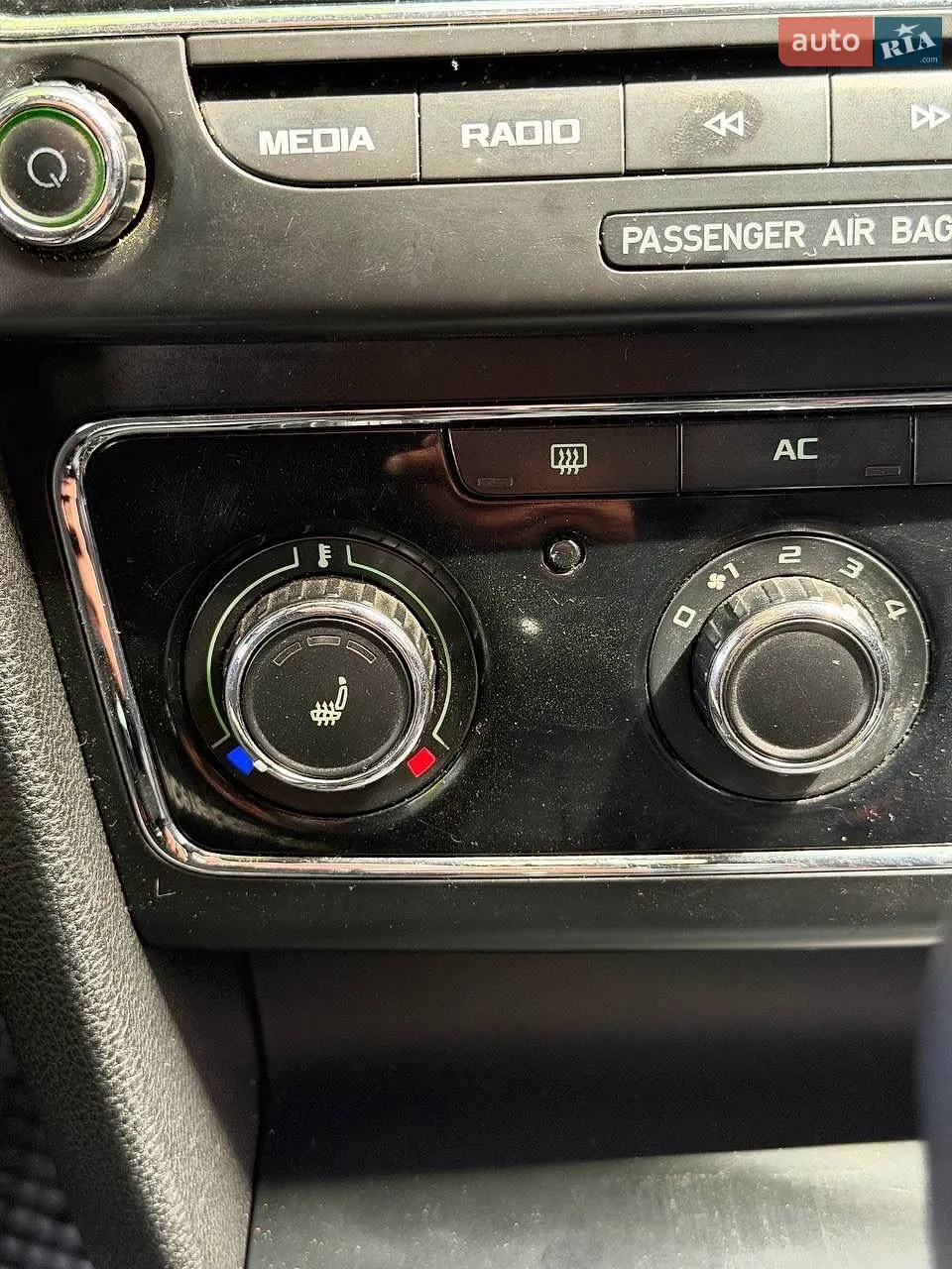 2011 Skoda Superb - мініатюра 29