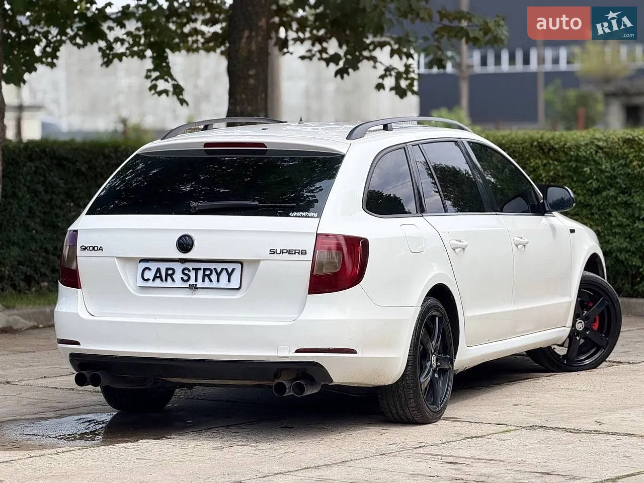 2011 Skoda Superb - мініатюра 16