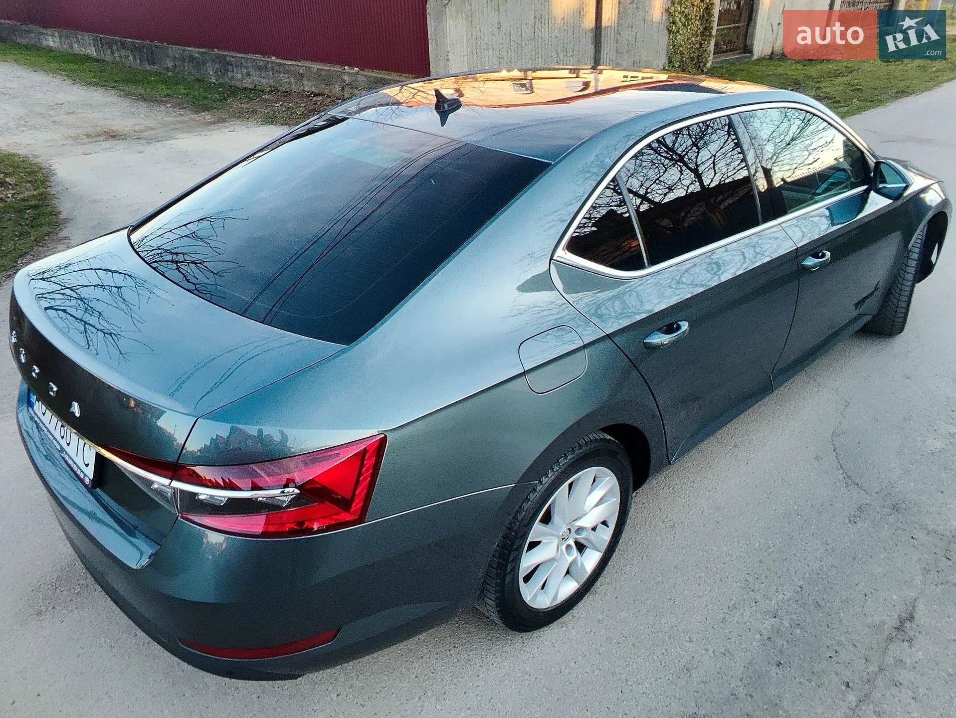 2019 Skoda Superb - мініатюра 12