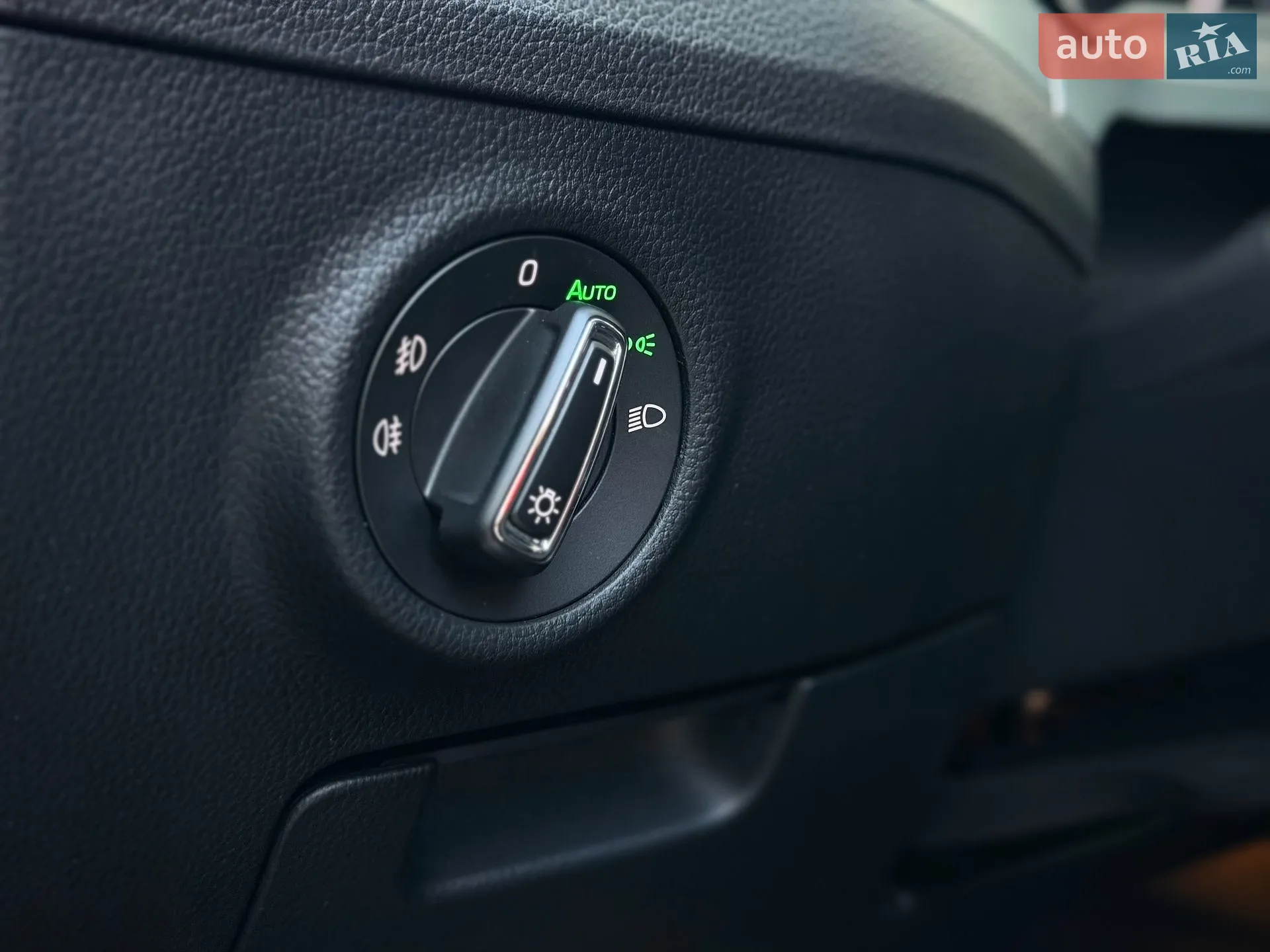 2019 Skoda Superb - мініатюра 36