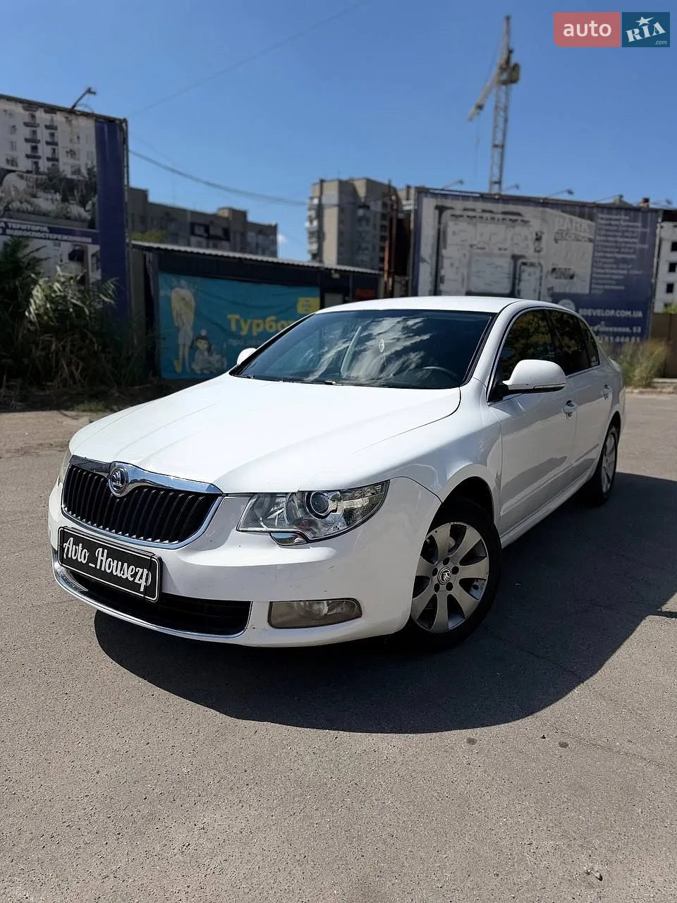 2010 Skoda Superb - фото 1
