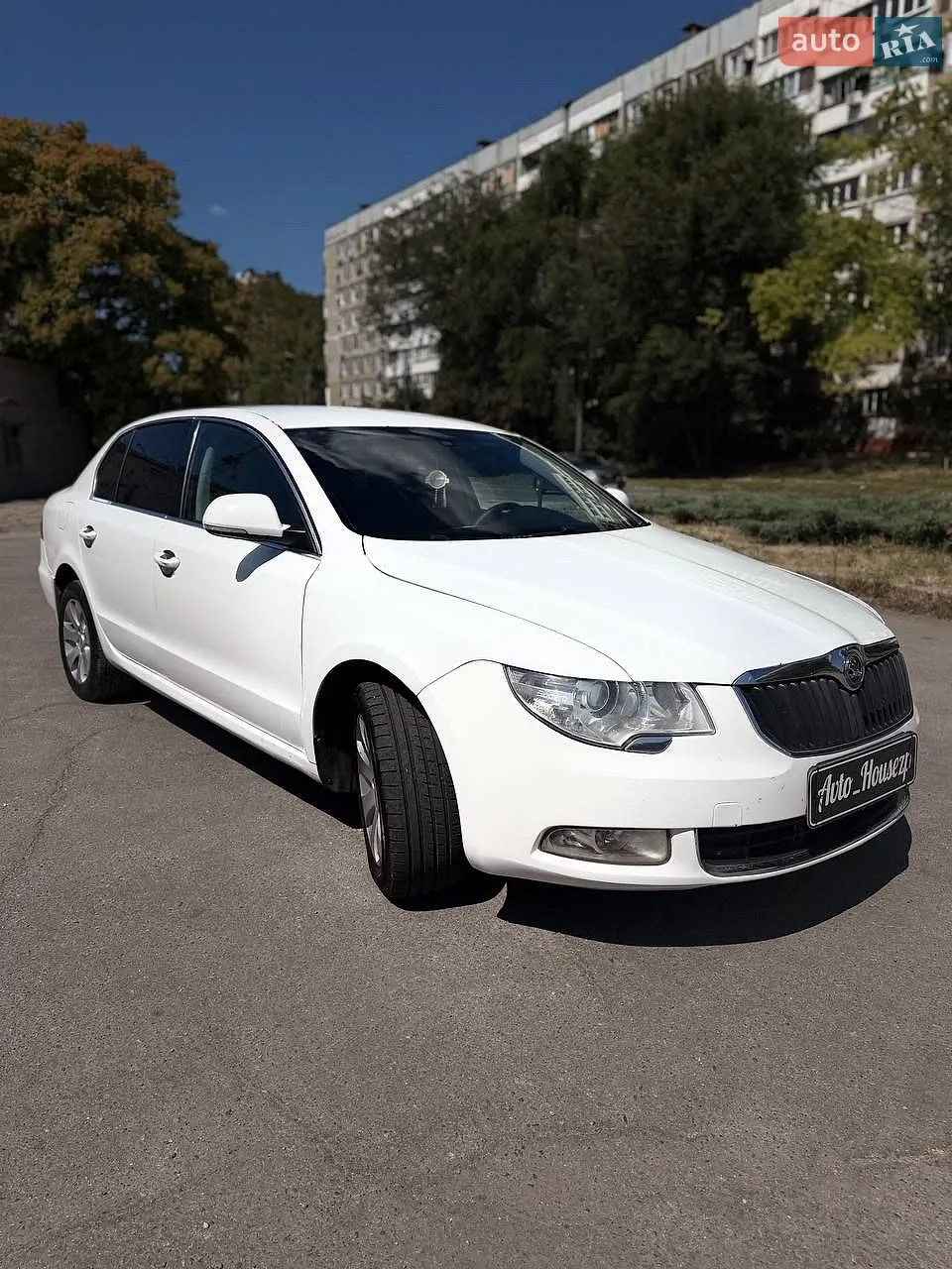 2010 Skoda Superb - мініатюра 3