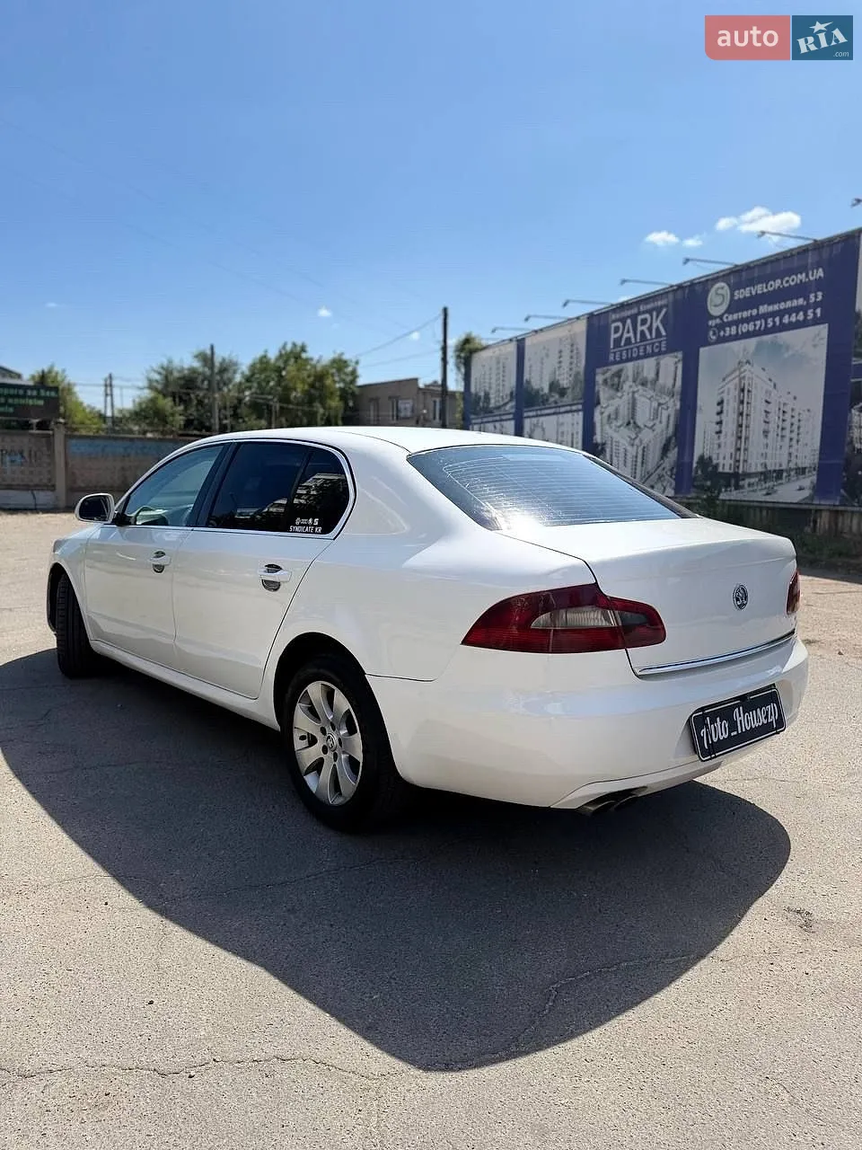 2010 Skoda Superb - мініатюра 7