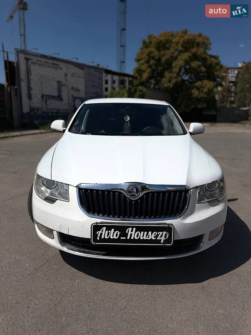 2010 Skoda Superb - мініатюра 2