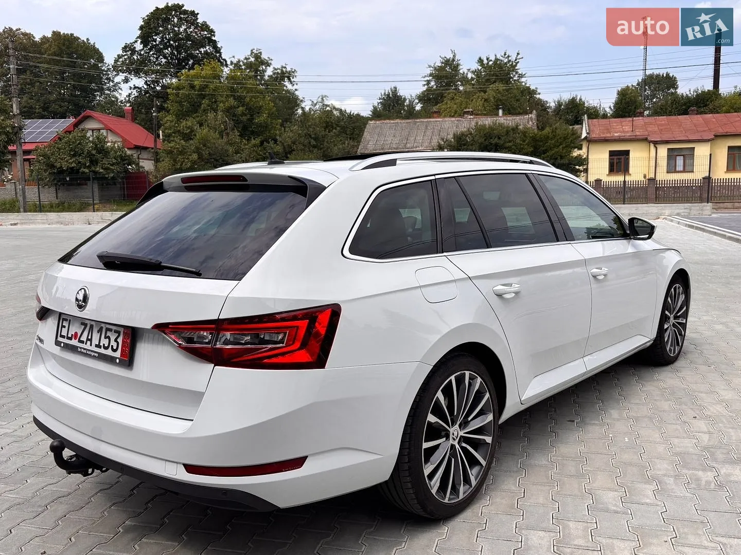 2017 Skoda Superb - мініатюра 8