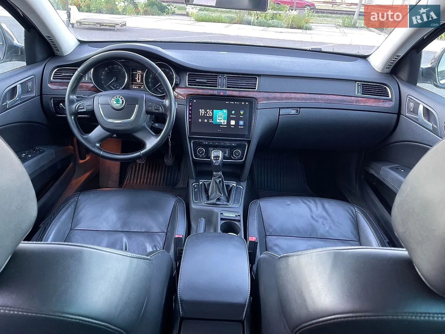 2010 Skoda Superb - мініатюра 11