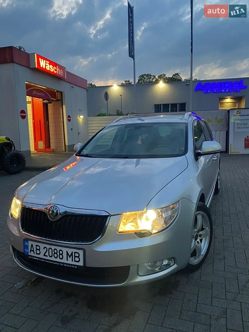 2011 Skoda Superb - мініатюра 7