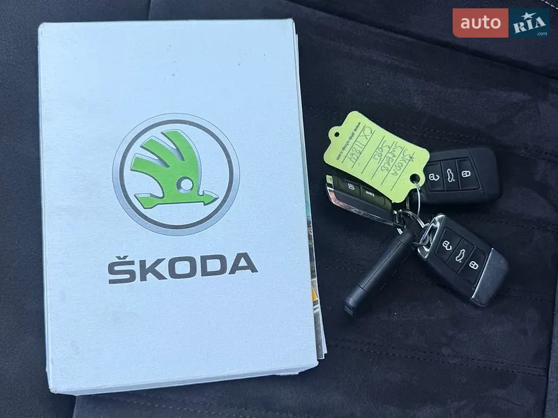Универсал Skoda Superb 2022 в Радехове документ
