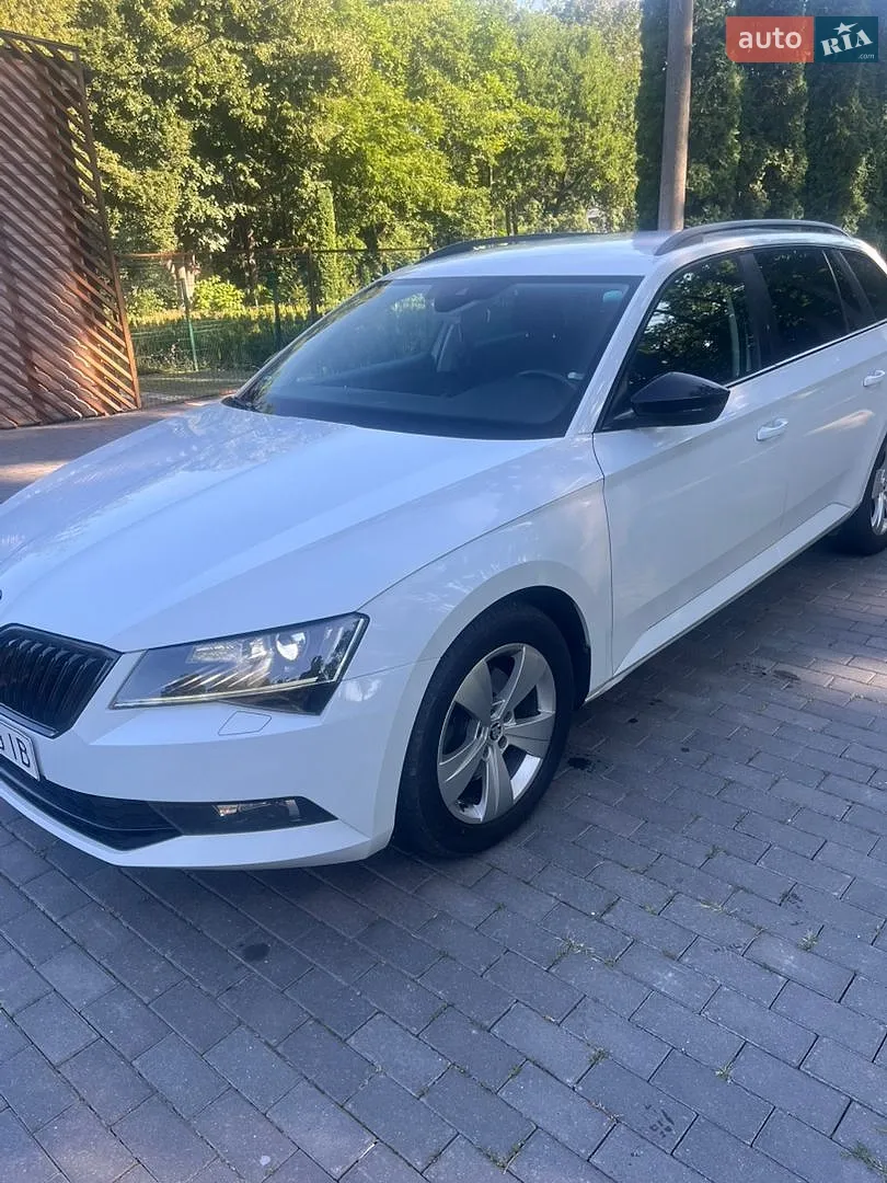 2016 Skoda Superb - мініатюра 3