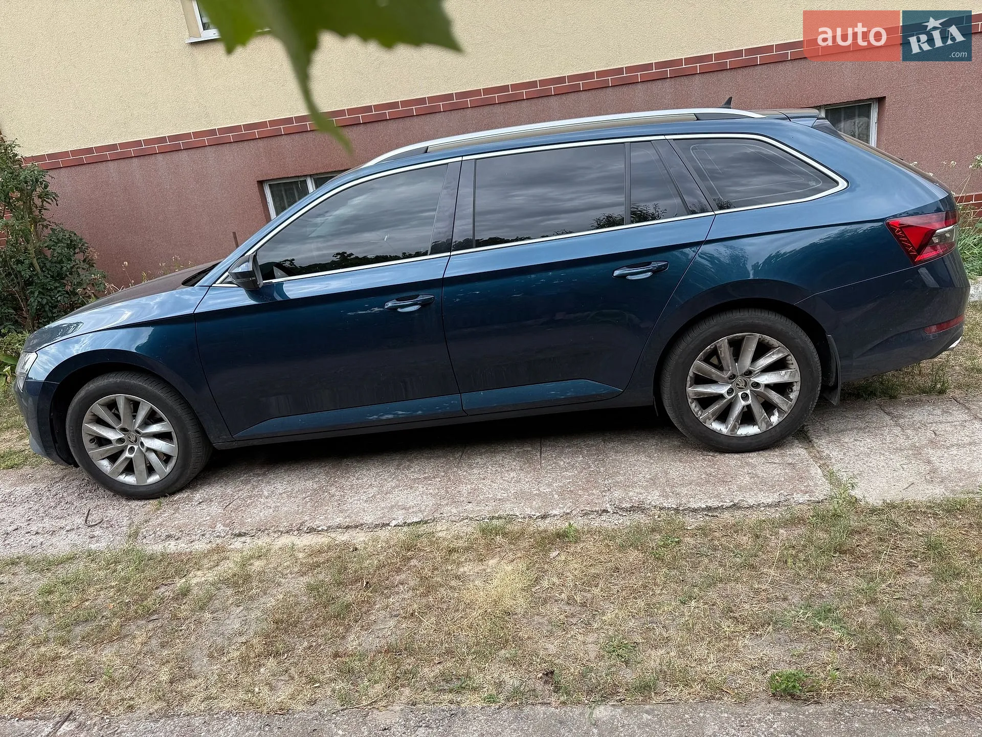2020 Skoda Superb - мініатюра 9