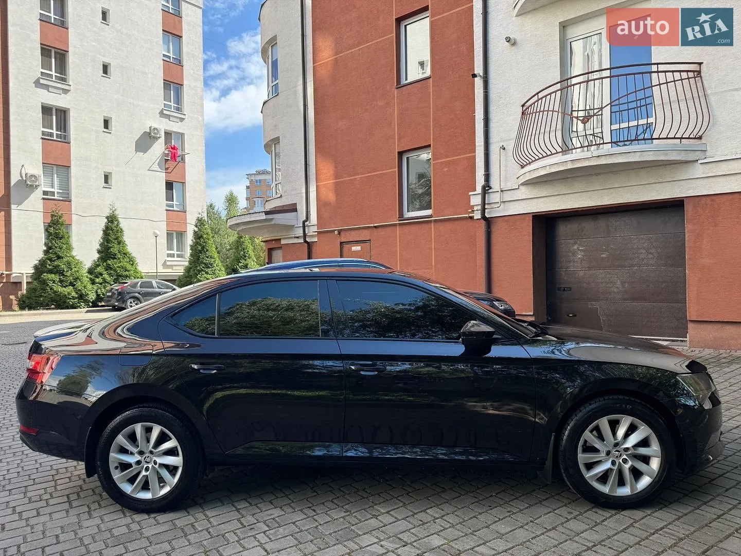 2016 Skoda Superb - мініатюра 10