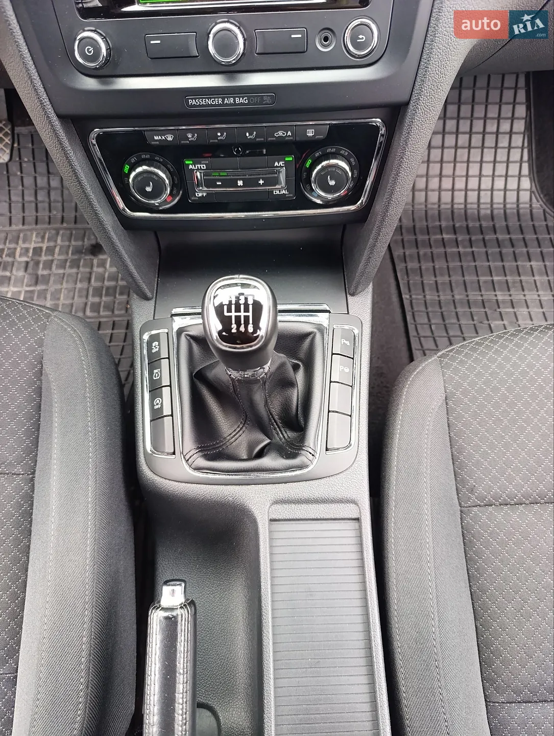 2013 Skoda Superb - мініатюра 15