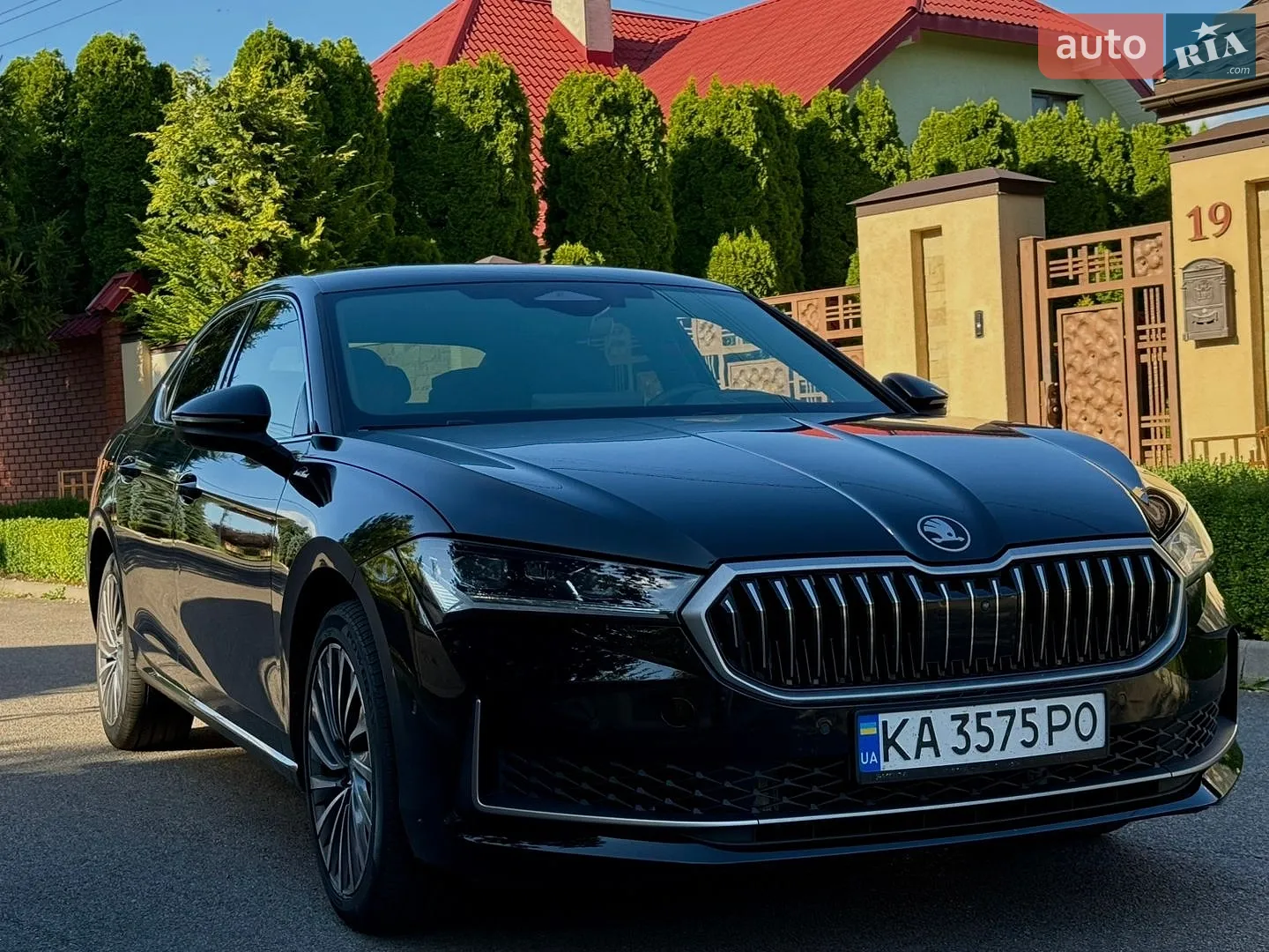 2025 Skoda Superb - мініатюра 2
