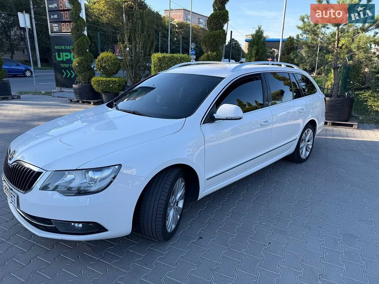 2014 Skoda Superb - мініатюра 4