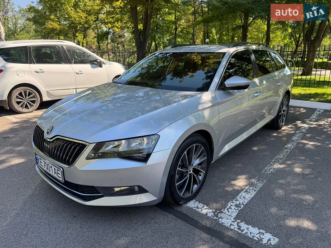 2016 Skoda Superb - мініатюра 12