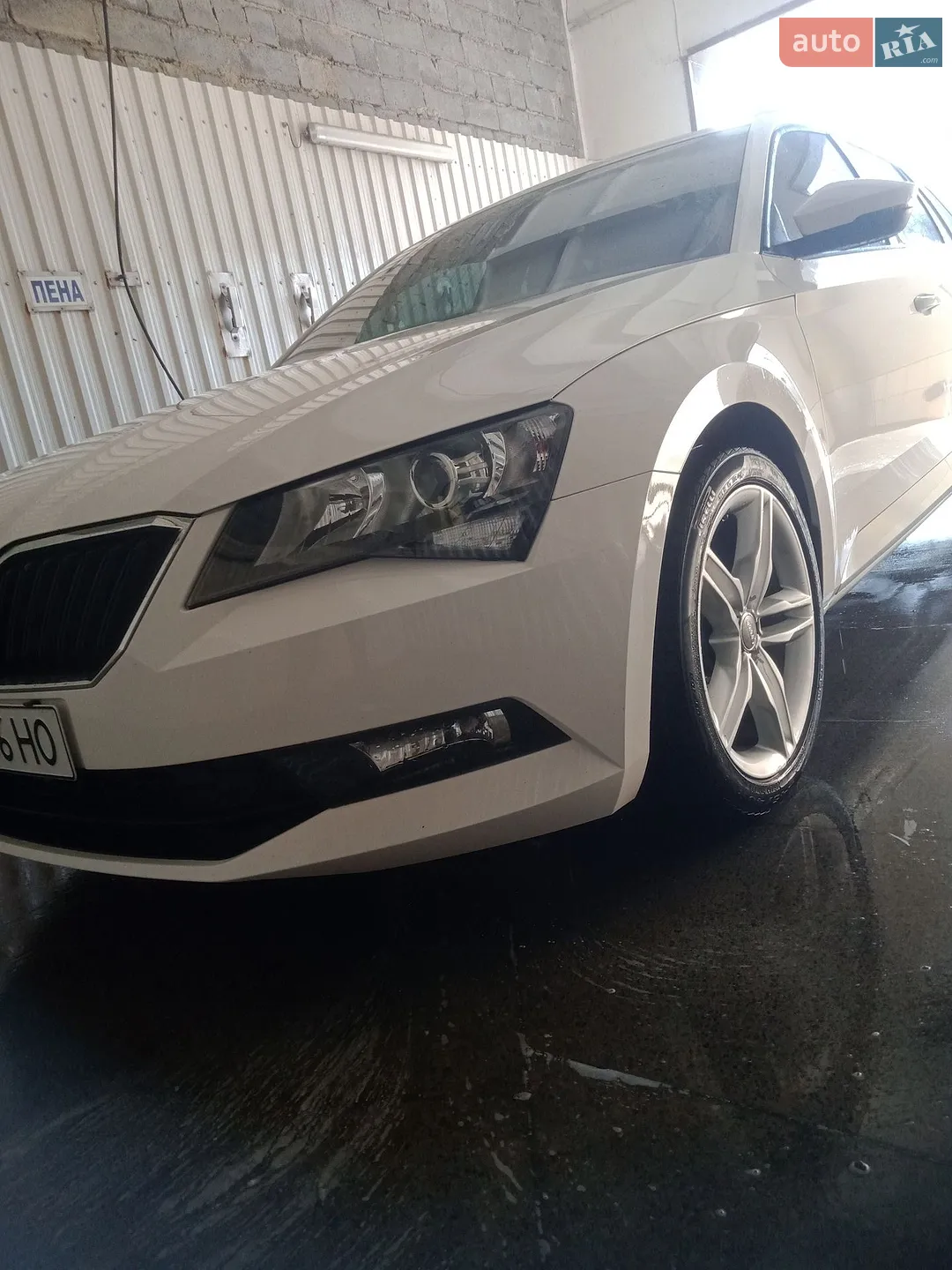 2016 Skoda Superb - мініатюра 2