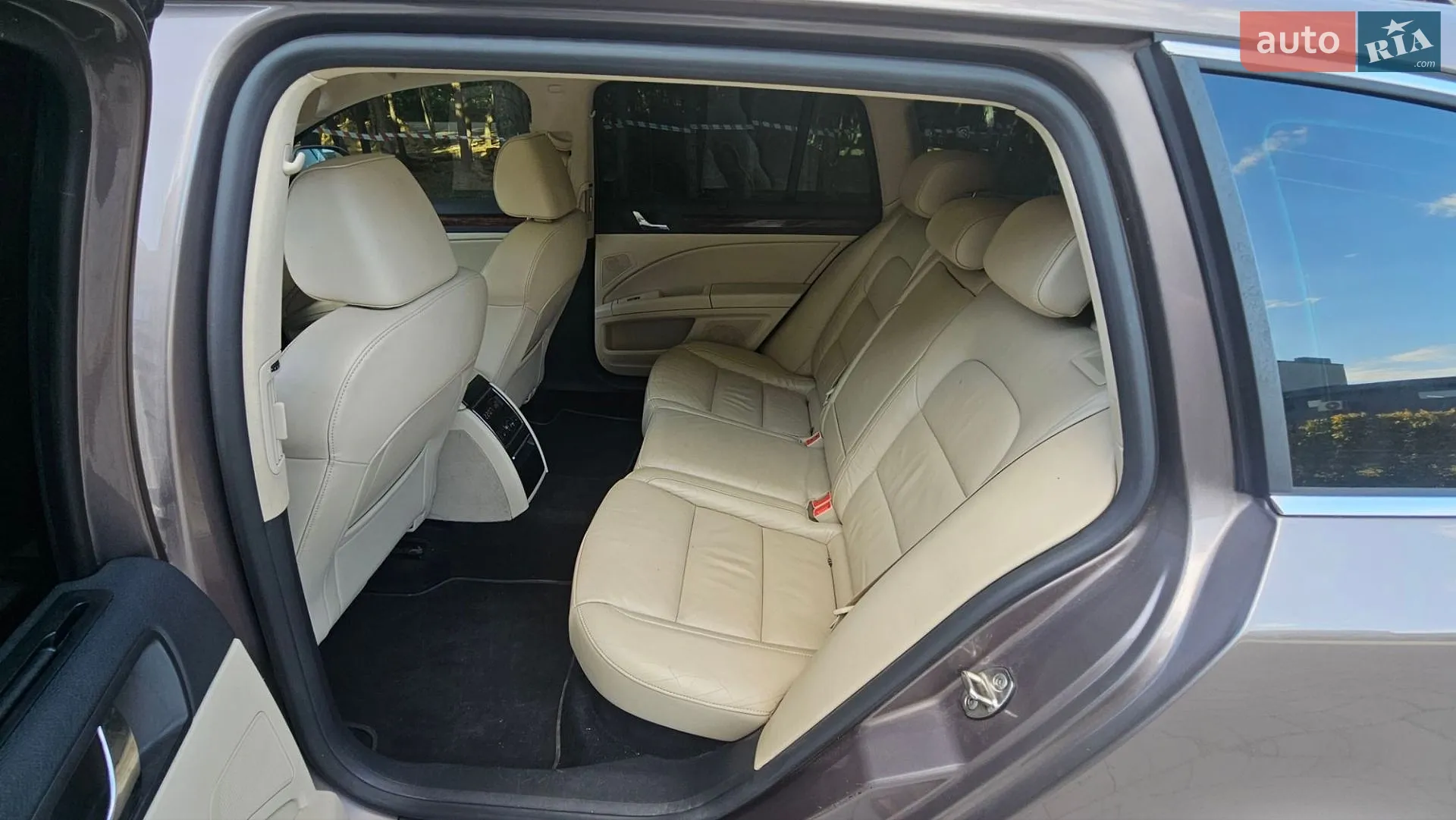 2012 Skoda Superb - мініатюра 10
