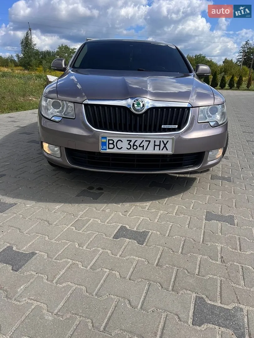 2012 Skoda Superb - мініатюра 3