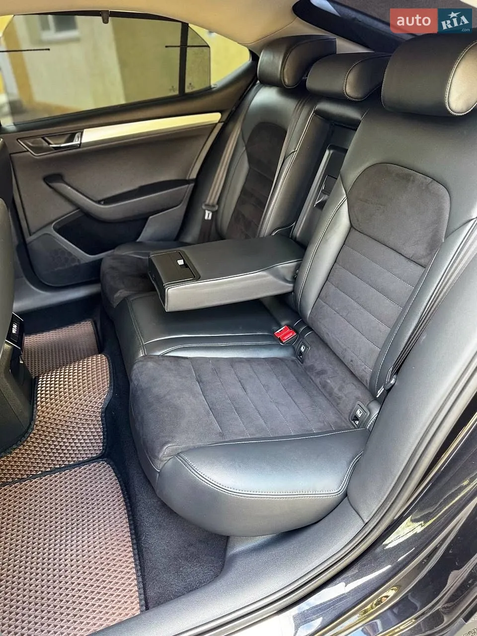 2015 Skoda Superb - мініатюра 17
