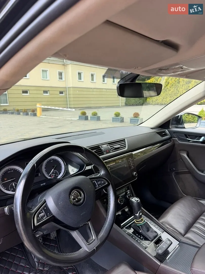 2016 Skoda Superb - мініатюра 8