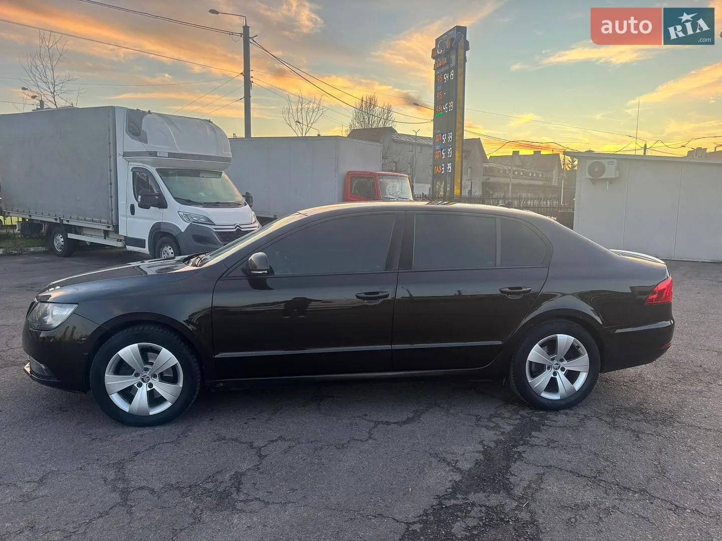 2013 Skoda Superb - мініатюра 7