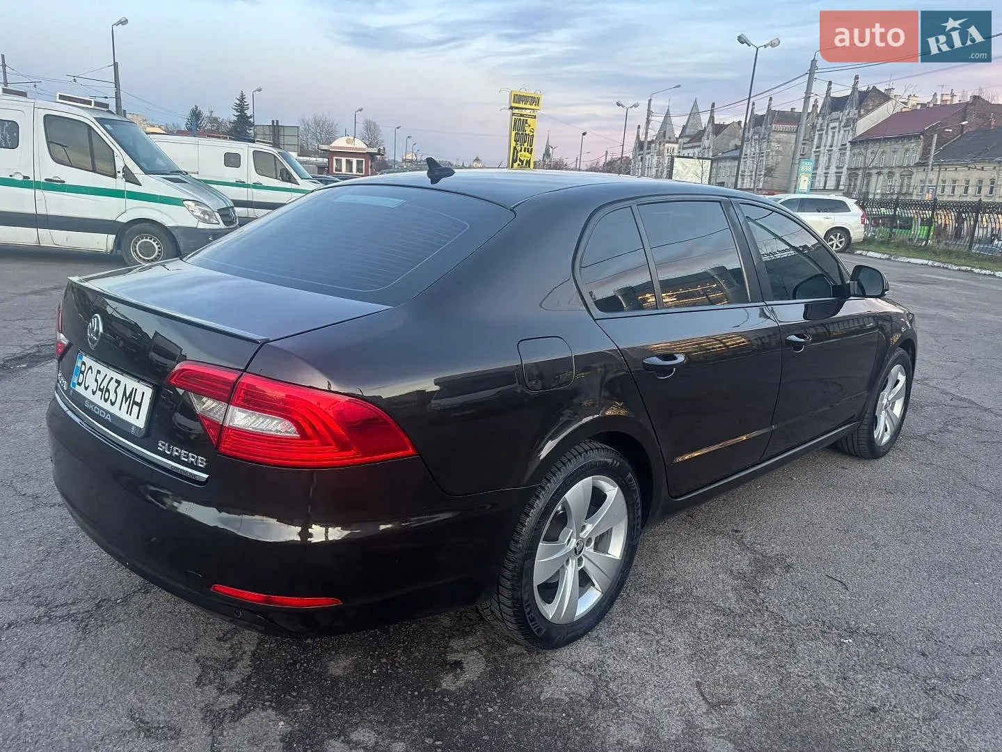 2013 Skoda Superb - мініатюра 23