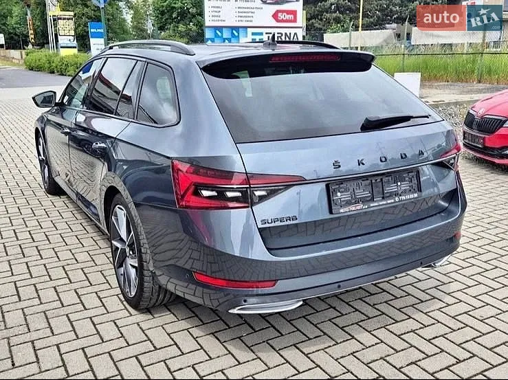 2020 Skoda Superb - мініатюра 2