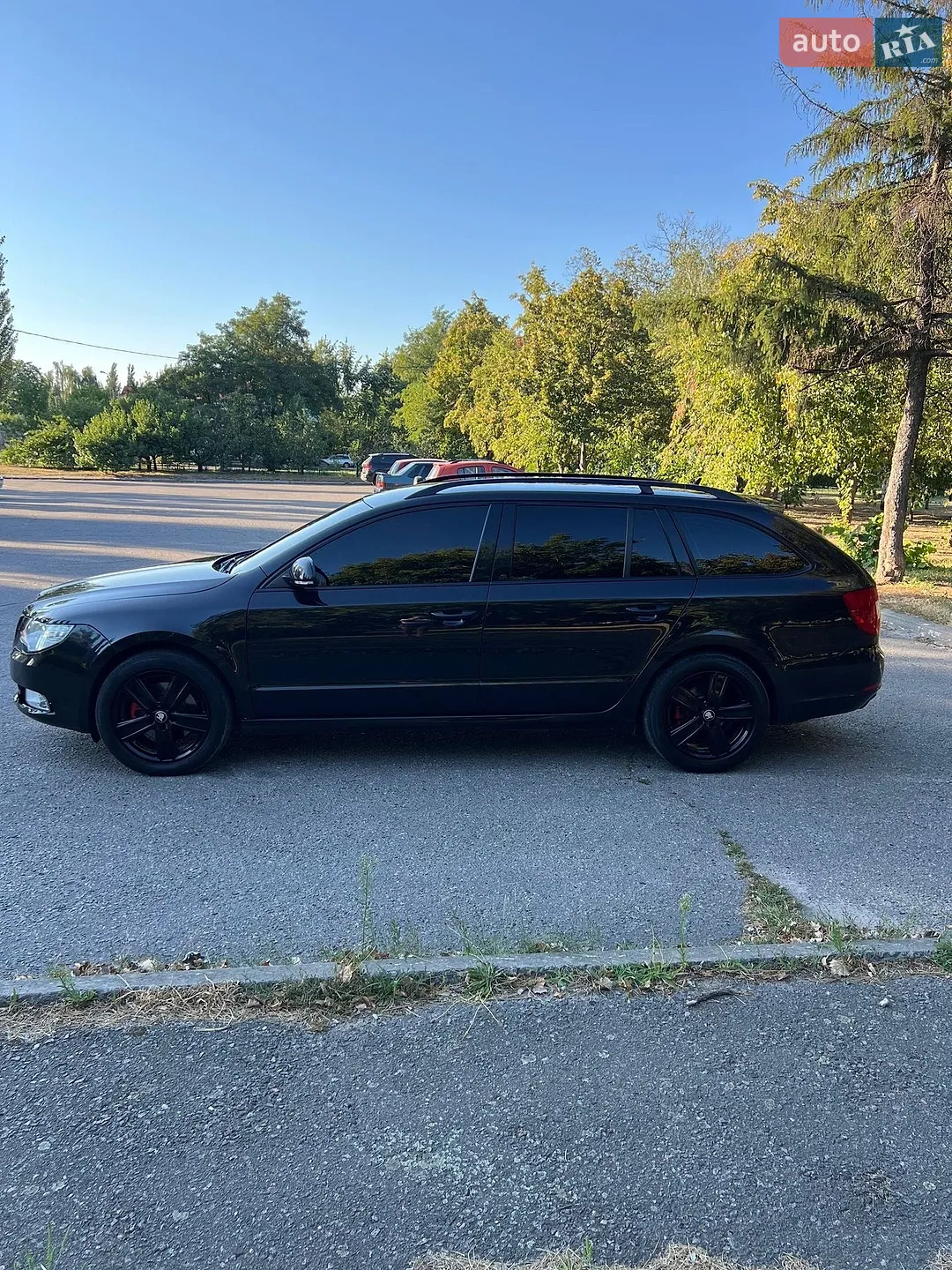 2010 Skoda Superb - мініатюра 11