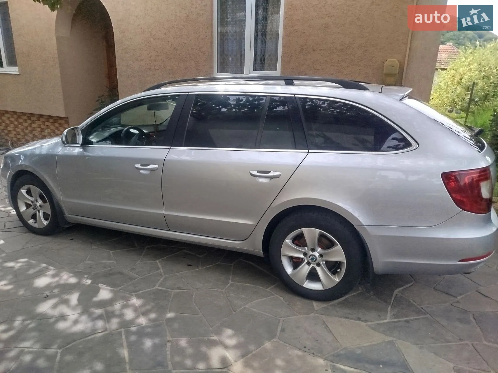 2011 Skoda Superb - мініатюра 12