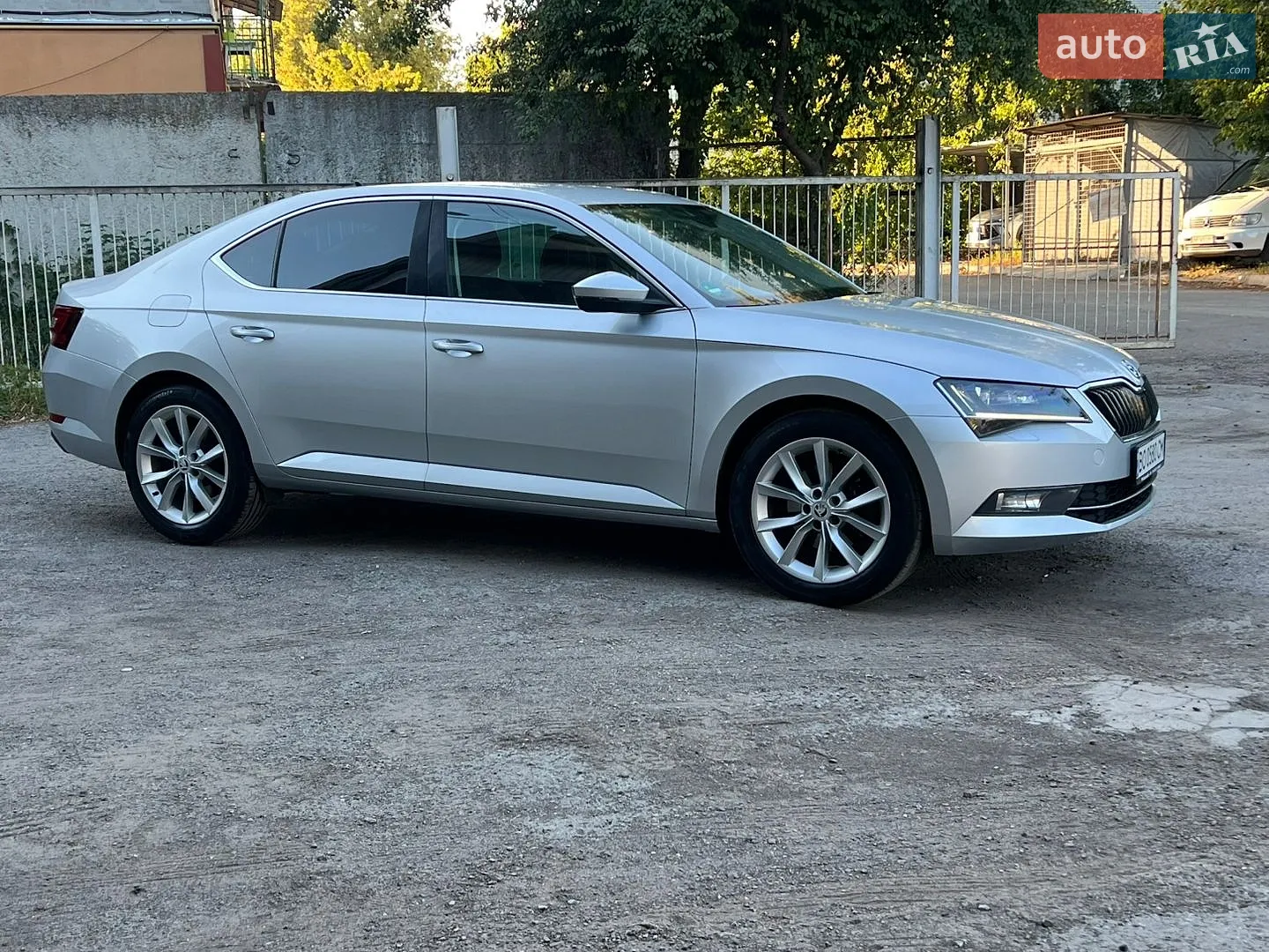 2015 Skoda Superb - мініатюра 8