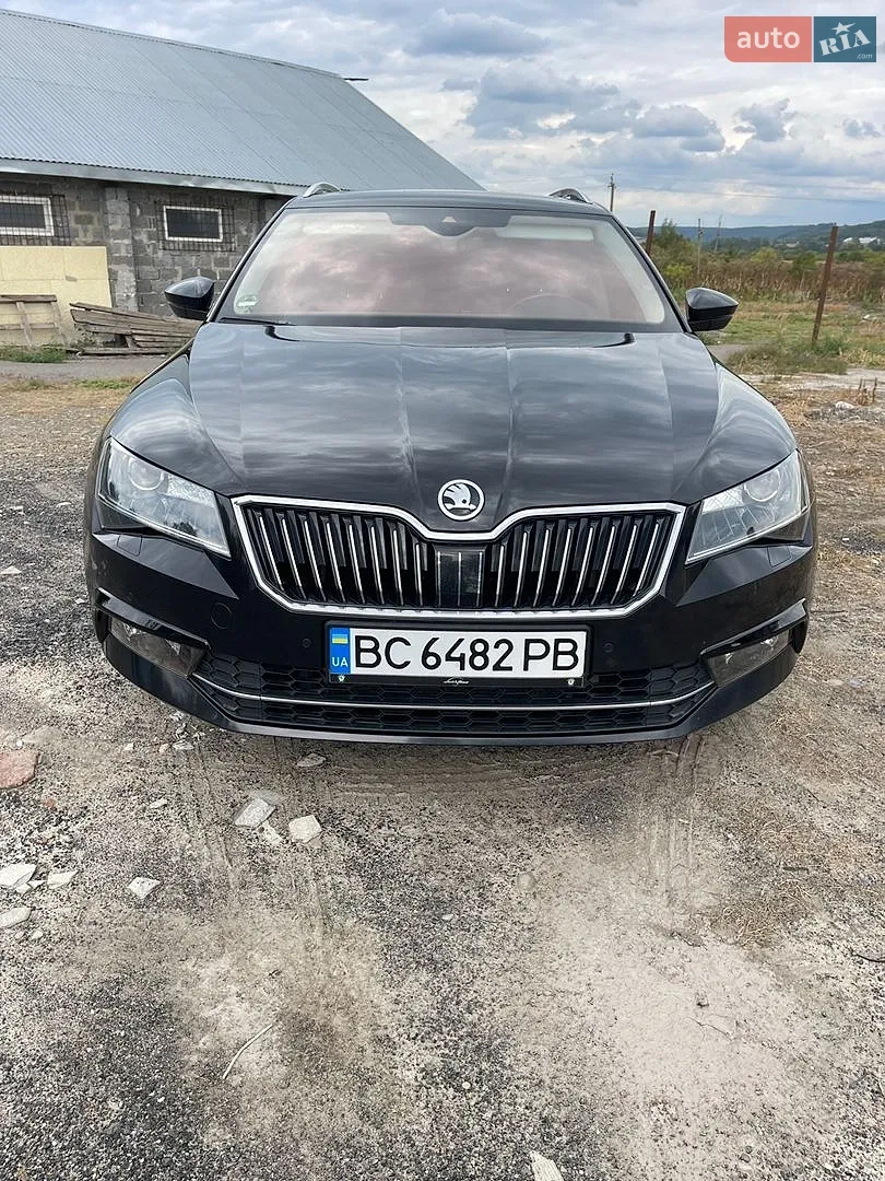 2015 Skoda Superb - мініатюра 3