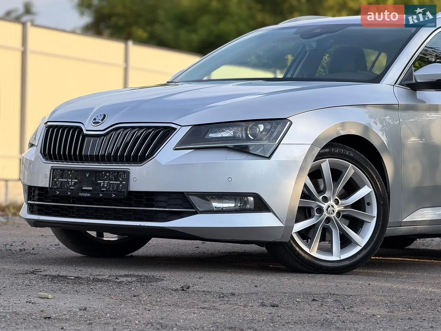 2018 Skoda Superb - мініатюра 3