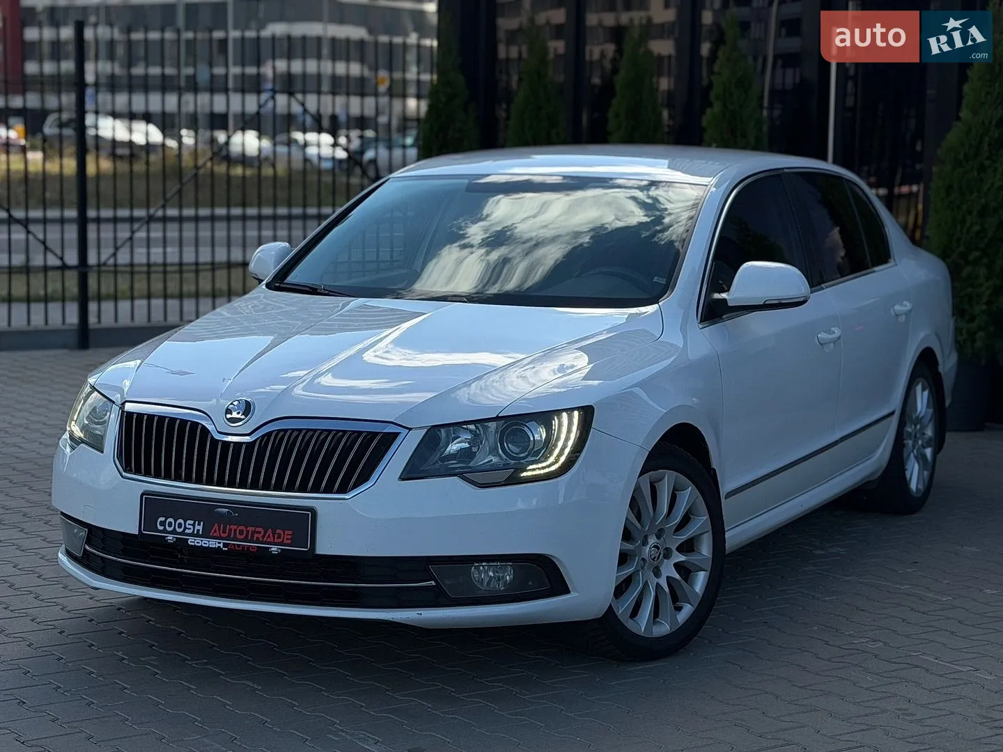 2013 Skoda Superb - фото 1