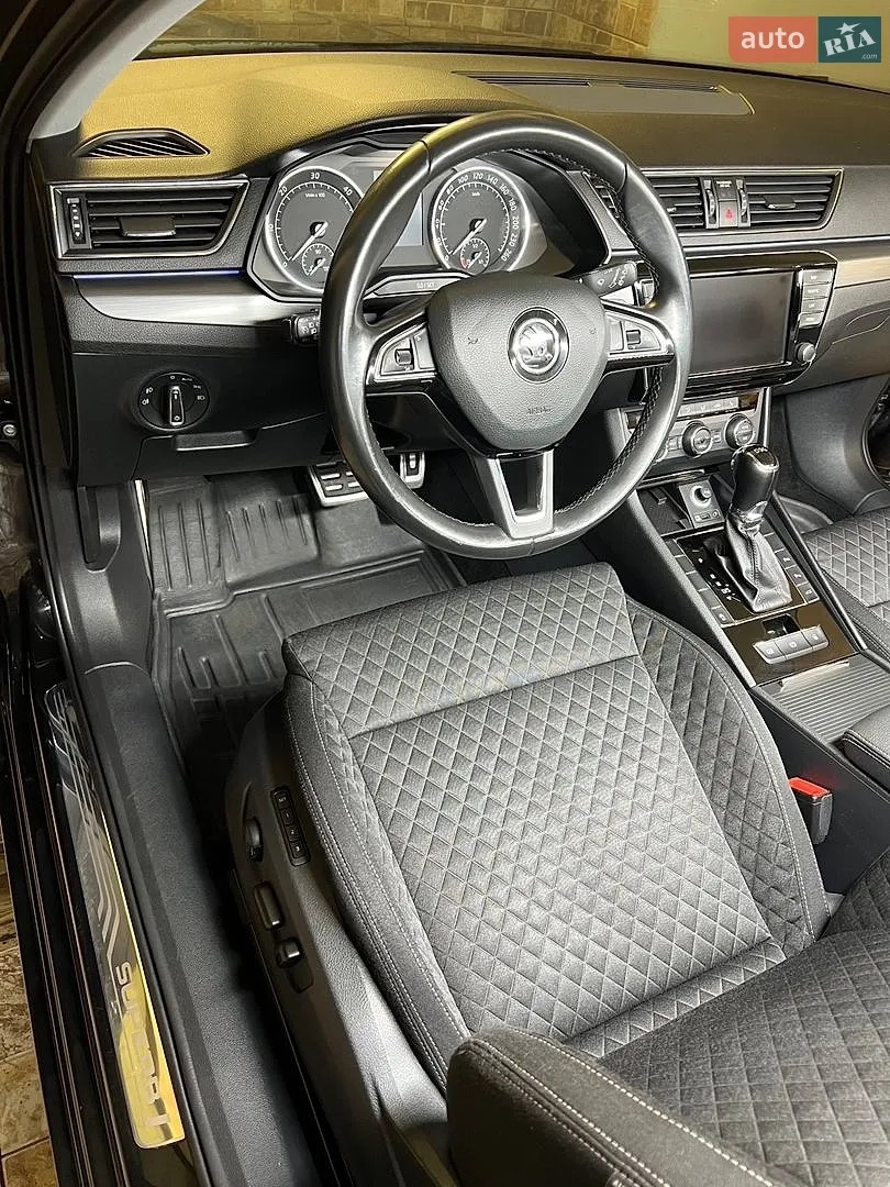 2017 Skoda Superb - мініатюра 5