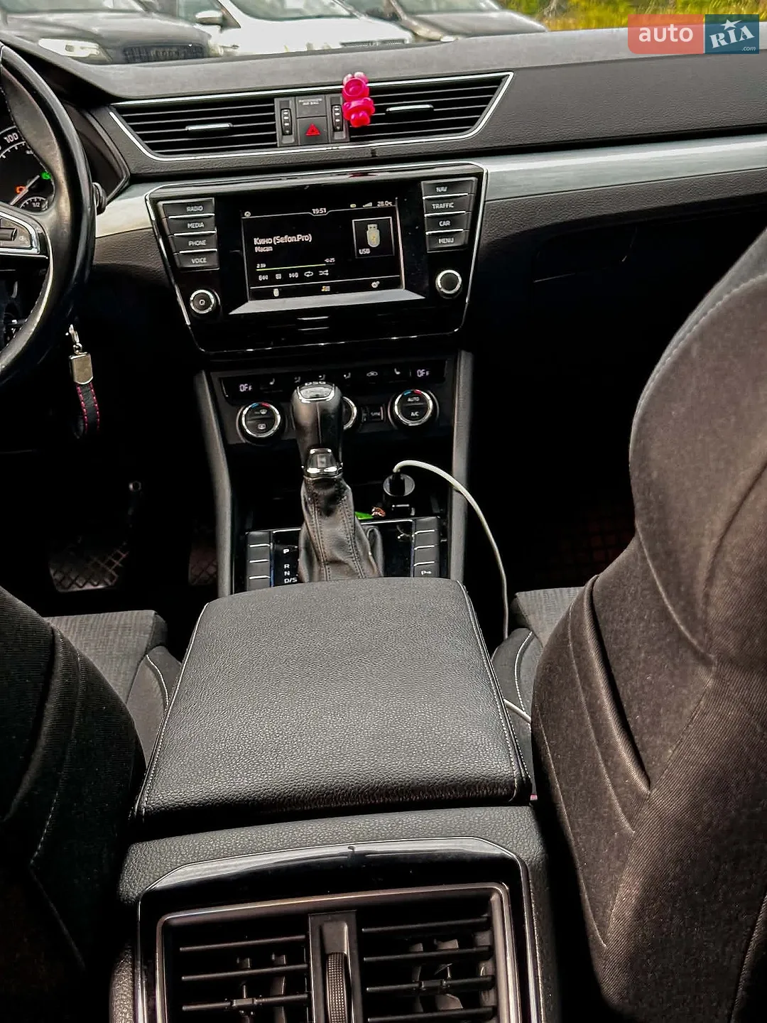 2016 Skoda Superb - мініатюра 32