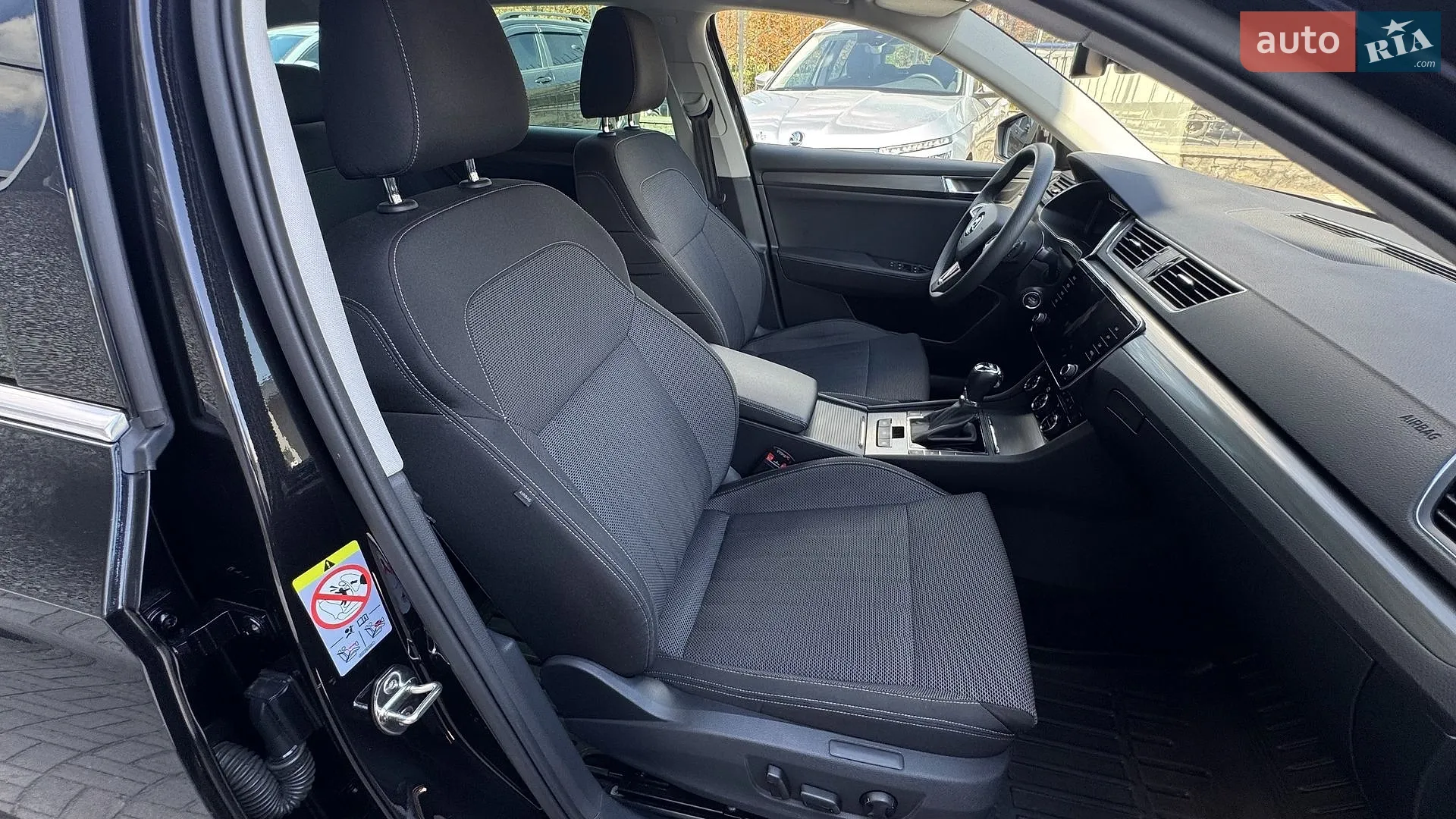 2020 Skoda Superb - мініатюра 43