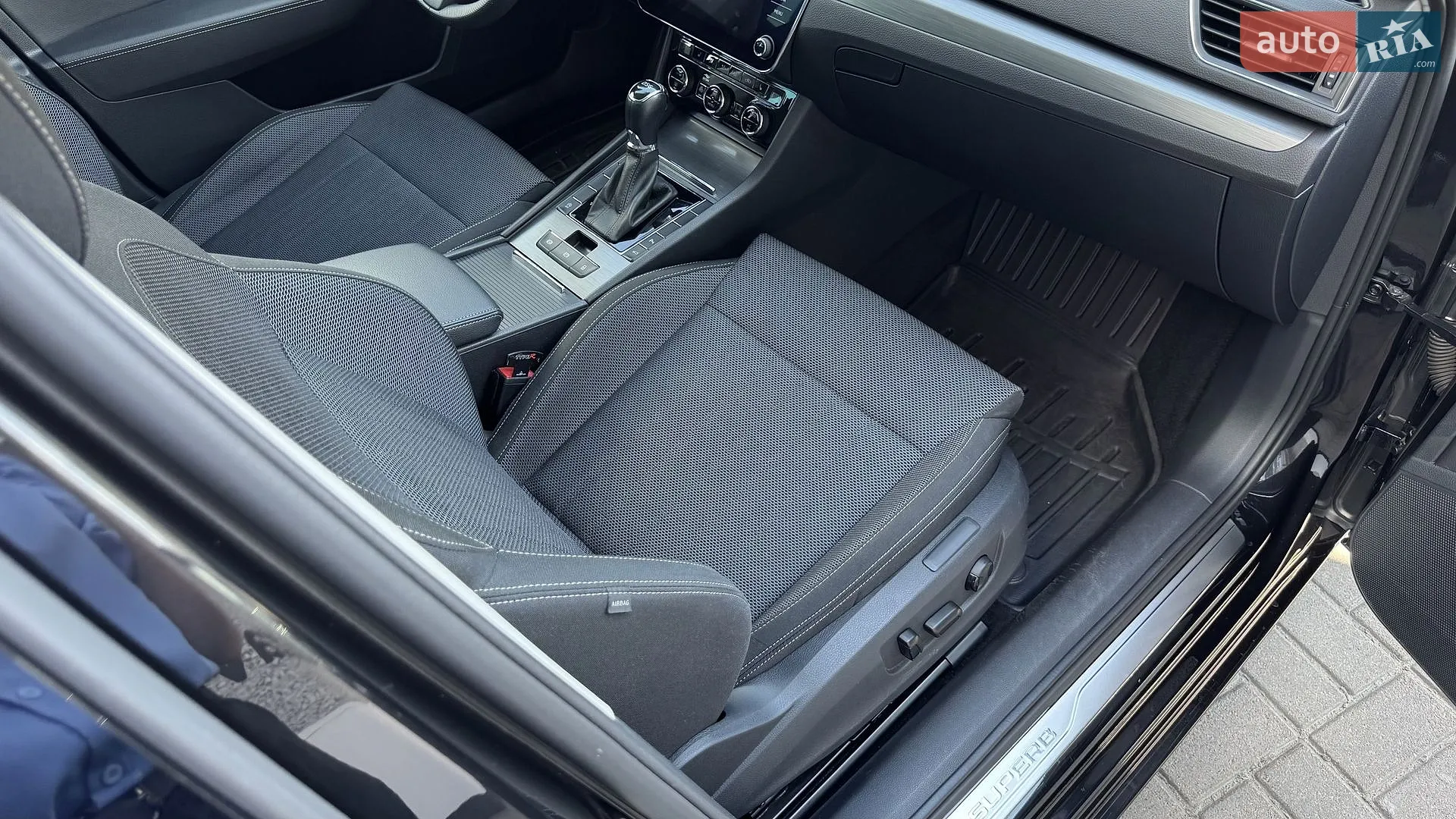 2020 Skoda Superb - мініатюра 44