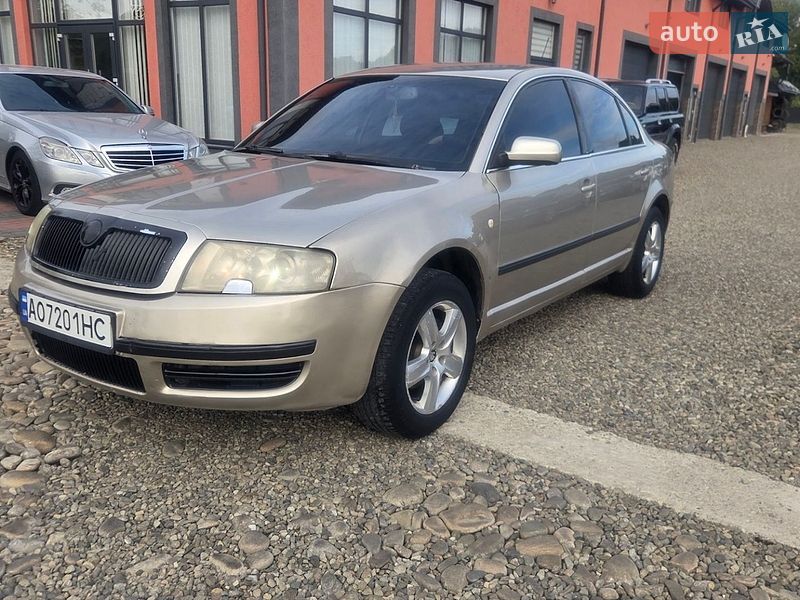 Skoda Superb 2005