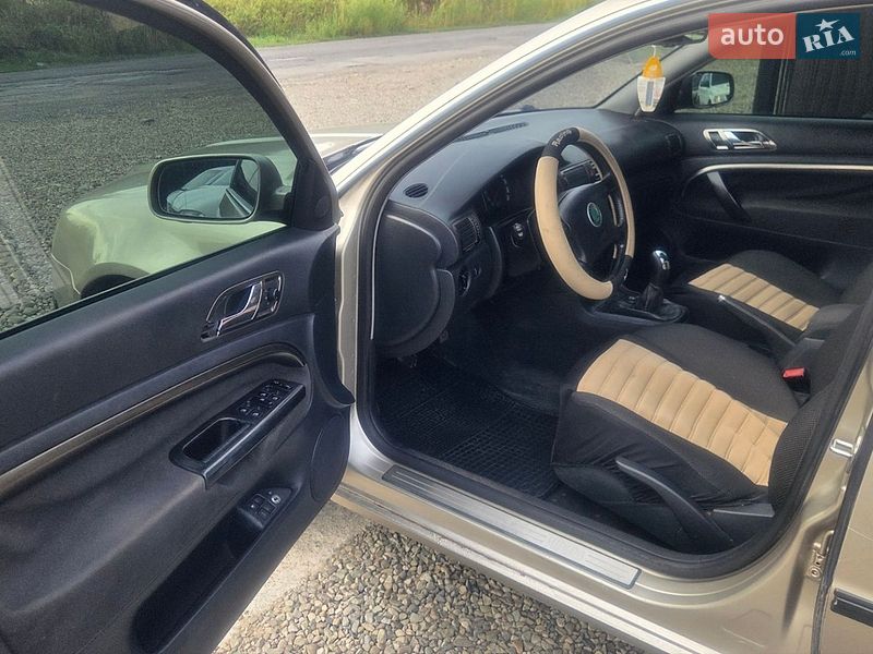 Лифтбек Skoda Superb 2005 в Тячеве