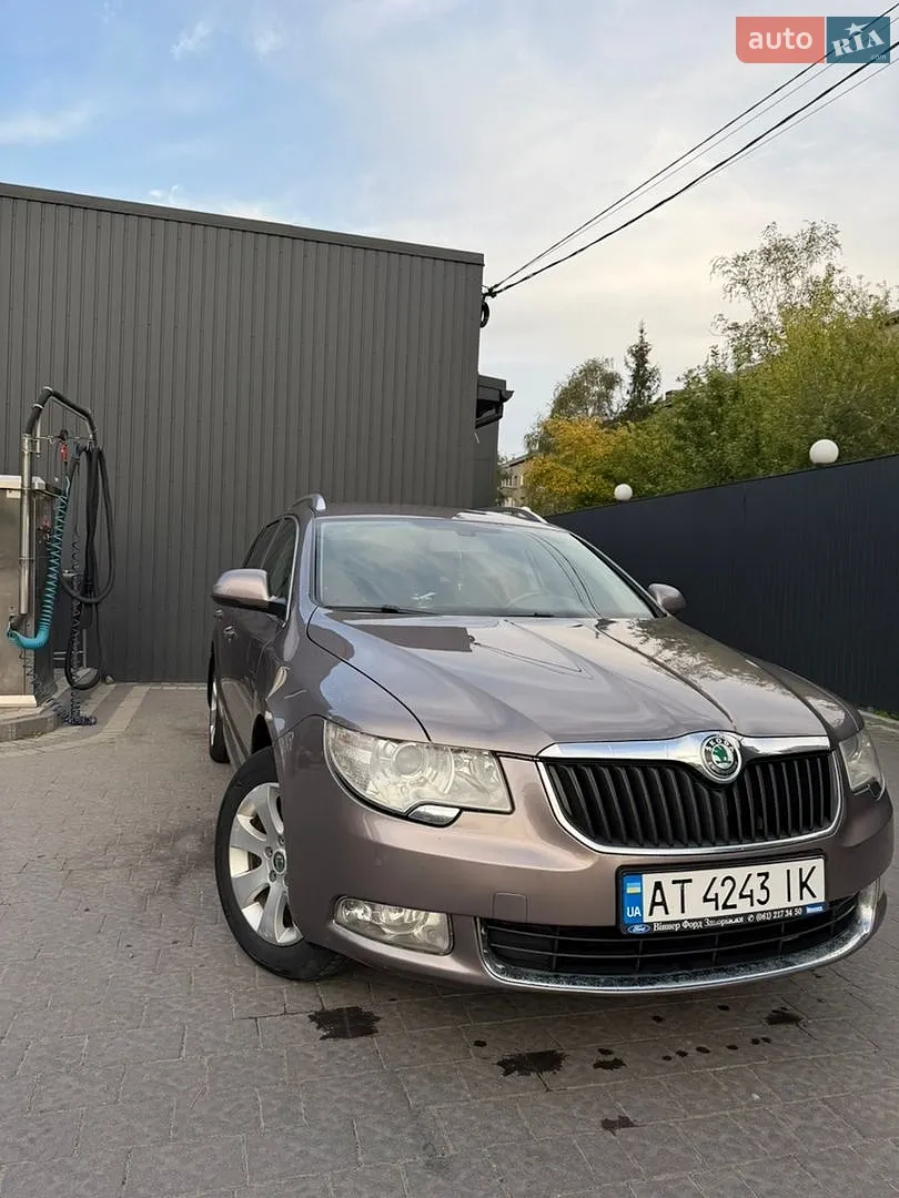 2010 Skoda Superb - мініатюра 15