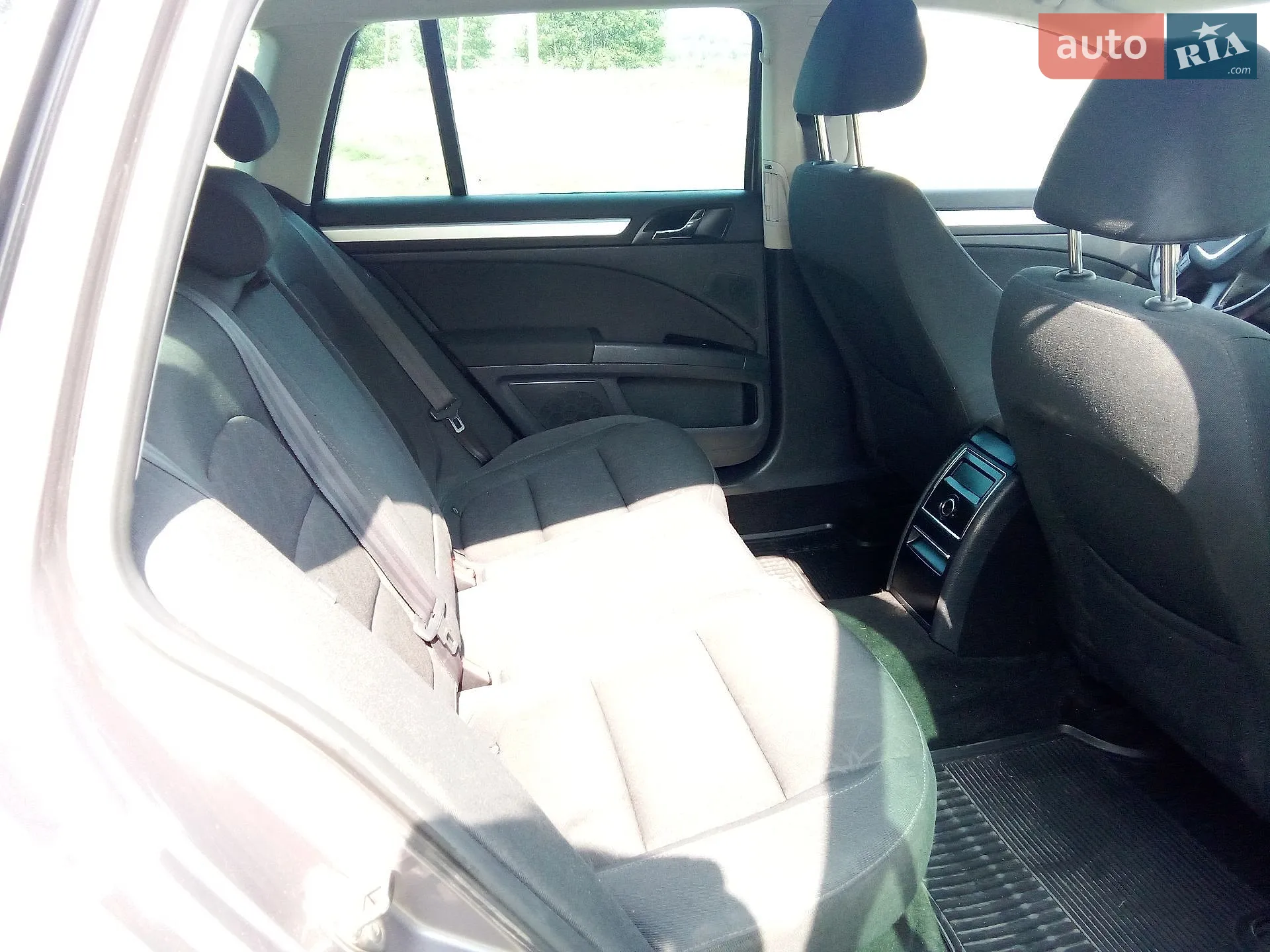 2012 Skoda Superb - мініатюра 16