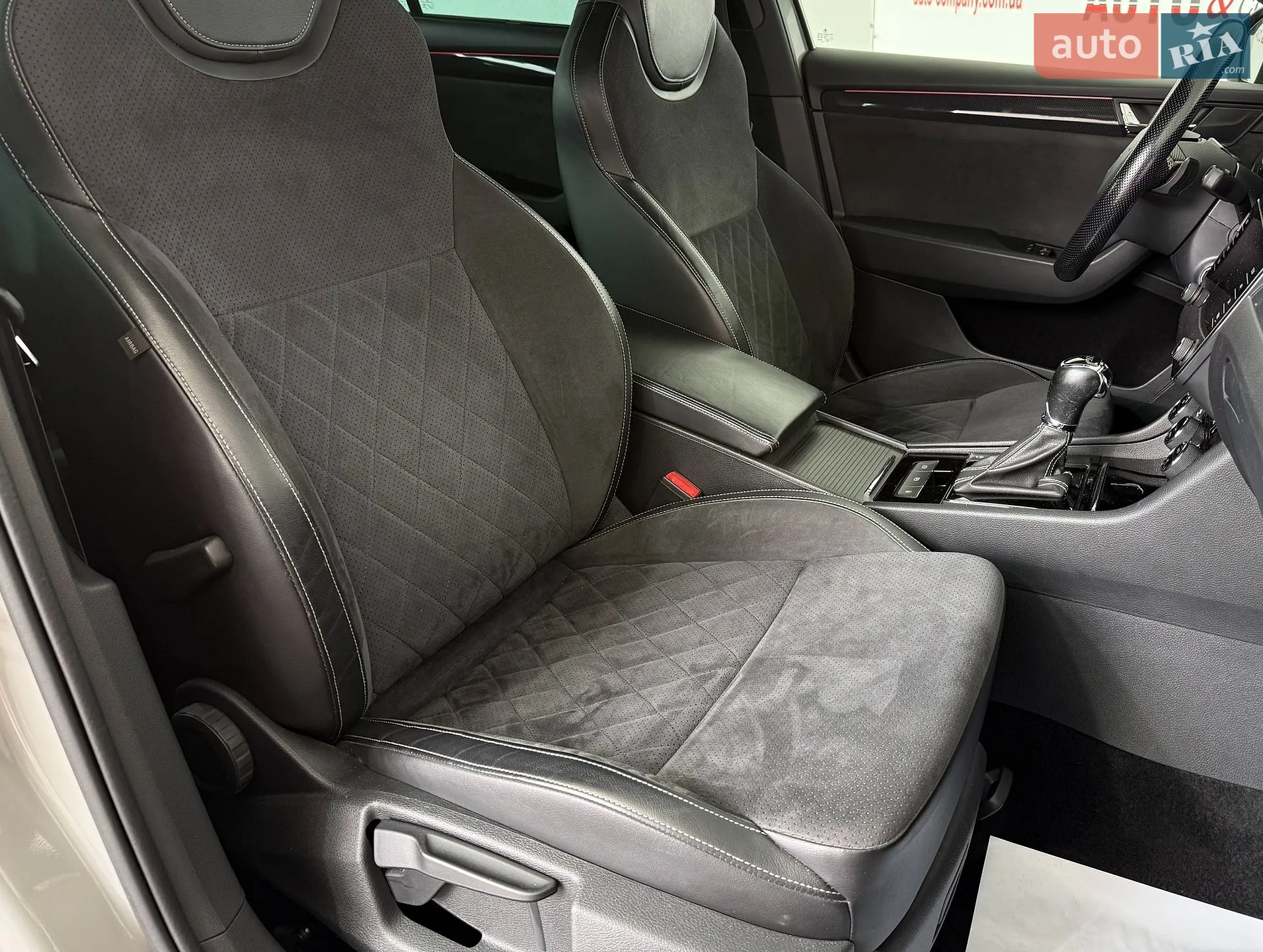 2018 Skoda Superb - мініатюра 8